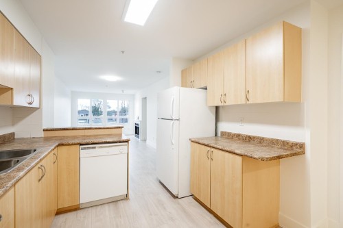 303-3423 Hastings Street E, Vancouver, BC 