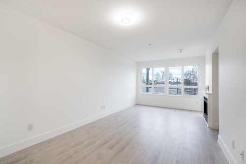 303-3423 Hastings Street E, Vancouver, BC 