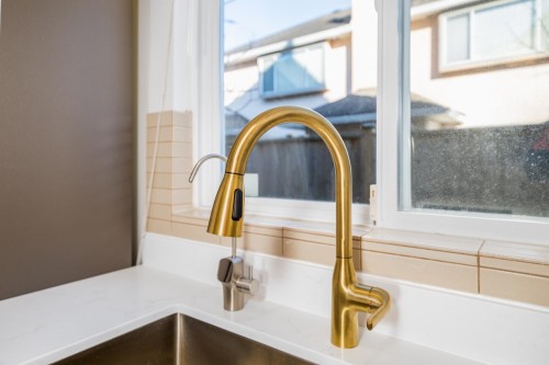 2-8271 Francis Road, Richmond, BC 