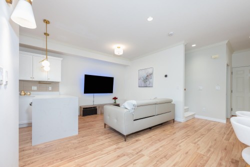 2-8271 Francis Road, Richmond, BC 