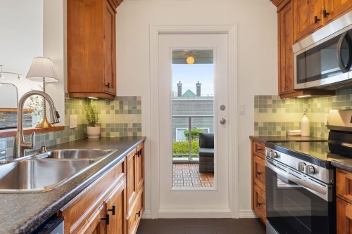 212-8450 Jellicoe Street, Vancouver, BC 