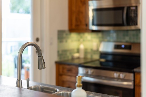 212-8450 Jellicoe Street, Vancouver, BC 