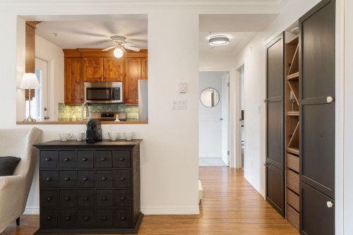 212-8450 Jellicoe Street, Vancouver, BC 