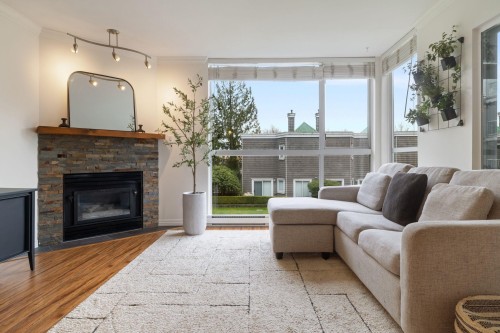 212-8450 Jellicoe Street, Vancouver, BC 