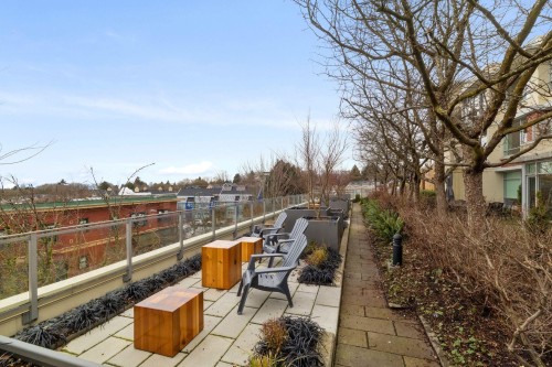 608-2228 Broadway W, Vancouver, BC 