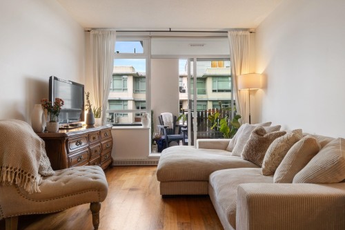 608-2228 Broadway W, Vancouver, BC 