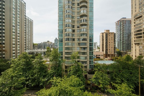 809-1331 Alberni Street, Vancouver, BC 