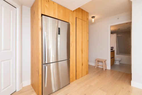 1104-235 Guildford Way, Port Moody, BC 