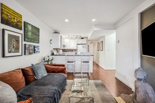 2819 13Th Avenue W, Vancouver, BC 