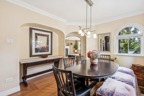 2819 13Th Avenue W, Vancouver, BC 