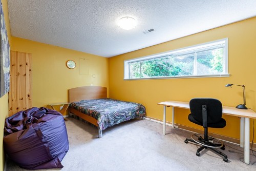 5651 Westhaven Road, West Vancouver, BC 