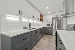 119-9101 Horne Street  Burnaby, BC V3N 4M3