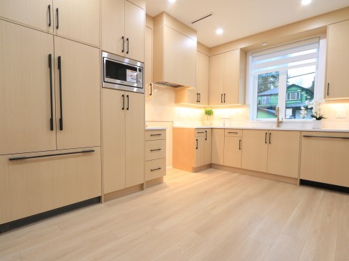 2828 Cheyenne Avenue, Vancouver, BC 