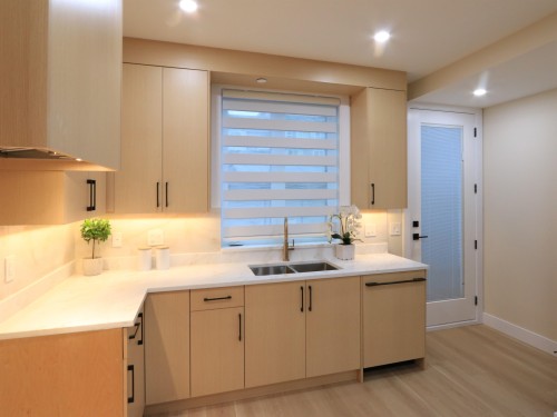 2828 Cheyenne Avenue, Vancouver, BC 