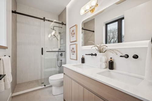 1-448 20Th Avenue W, Vancouver, BC 