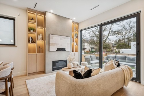 1-448 20Th Avenue W, Vancouver, BC 