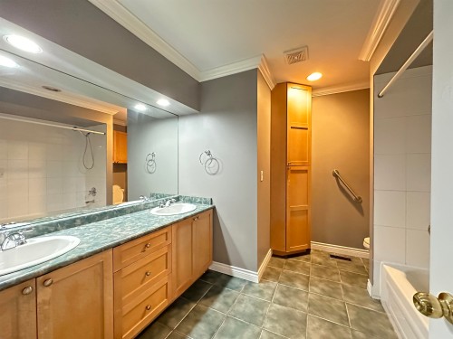 5165 7B Avenue, Delta, BC 