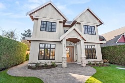 245 66 Street  Delta, BC V4L 1M7