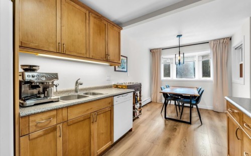 102-1935 1St Avenue W, Vancouver, BC 