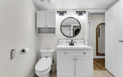 102-1935 1St Avenue W, Vancouver, BC 