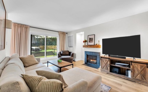 102-1935 1St Avenue W, Vancouver, BC 