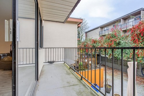 208-505 Ninth Street, New Westminster, BC 