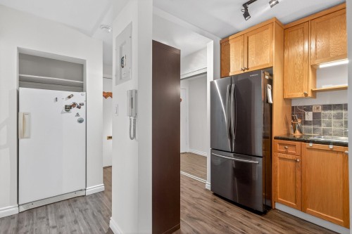 208-505 Ninth Street, New Westminster, BC 