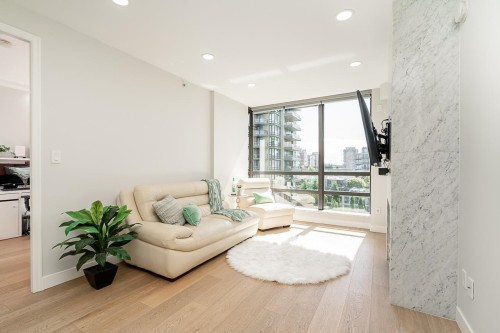 1002-170 1St Street W, North Vancouver, BC 