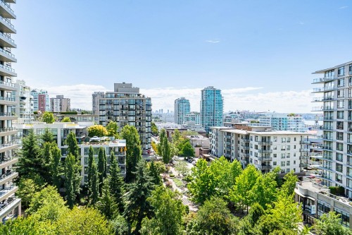 1002-170 1St Street W, North Vancouver, BC 