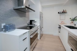 703-1288 Alberni Street  Vancouver, BC V6E 4N5