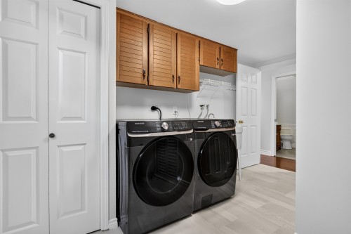 5551 Floyd Avenue, Richmond, BC 