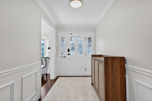 5551 Floyd Avenue, Richmond, BC 