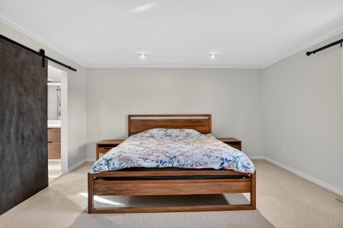 5551 Floyd Avenue, Richmond, BC 