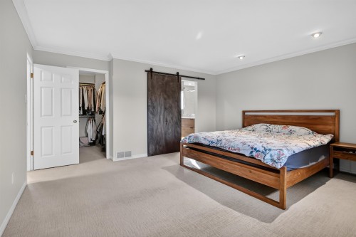 5551 Floyd Avenue, Richmond, BC 