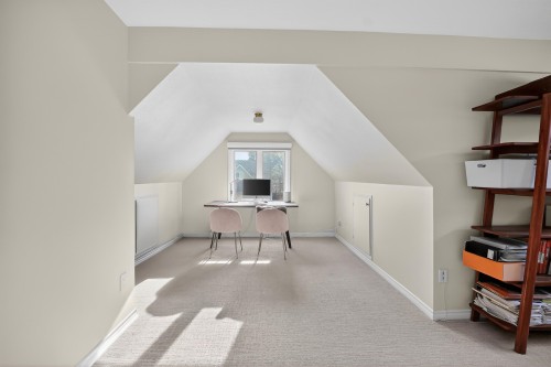 5551 Floyd Avenue, Richmond, BC 