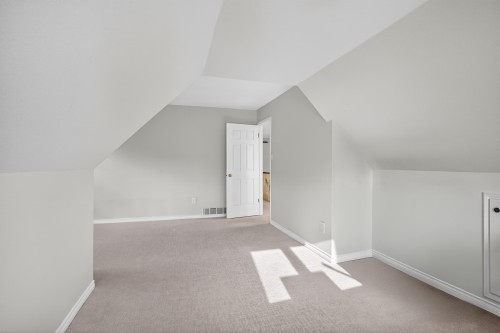 5551 Floyd Avenue, Richmond, BC 