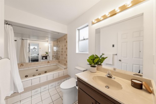 8691 Doulton Place, Richmond, BC 