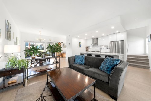 43-3596 Salal Drive, North Vancouver, BC 