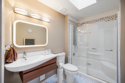 1542 Alpine Lane, Coquitlam, BC 