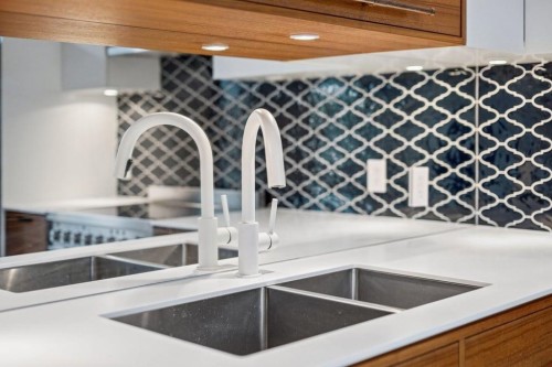 1608 Cypress Street, Vancouver, BC 