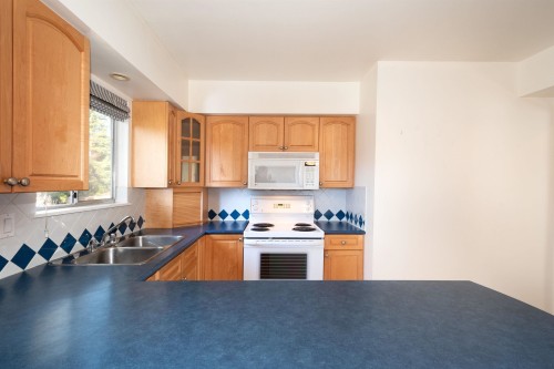 712 Macintosh Street, Coquitlam, BC 