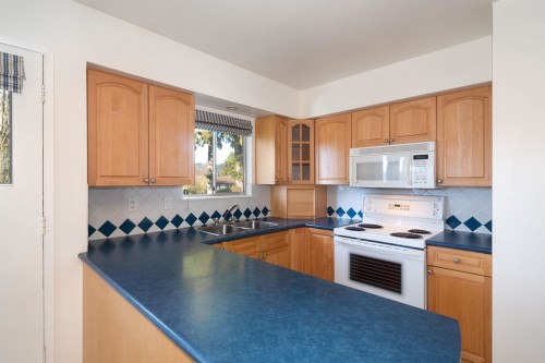 712 Macintosh Street, Coquitlam, BC 