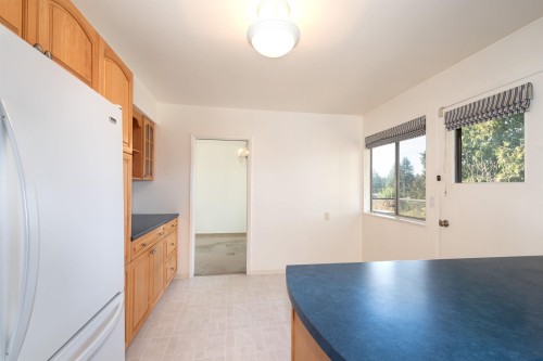 712 Macintosh Street, Coquitlam, BC 