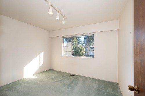 712 Macintosh Street, Coquitlam, BC 