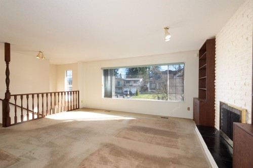 712 Macintosh Street, Coquitlam, BC 