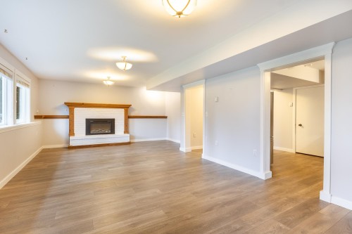 5080 Sunshine Coast Highway, Sechelt, BC 