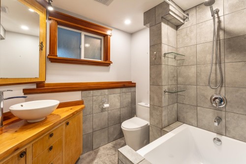 5080 Sunshine Coast Highway, Sechelt, BC 