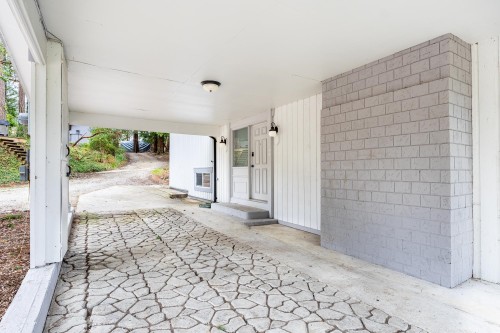 5080 Sunshine Coast Highway, Sechelt, BC 