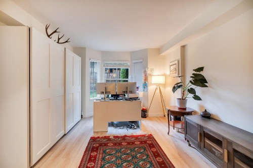 18-1550 Larkhall Crescent, North Vancouver, BC 