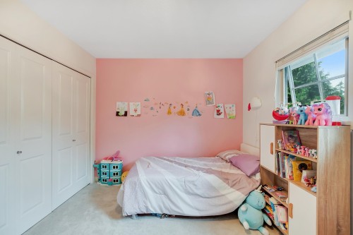 18-1550 Larkhall Crescent, North Vancouver, BC 